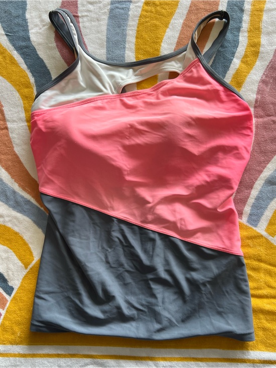 Free Country Other - Free Country Pink and Gray Colorblock Tankini Top
